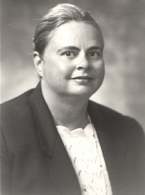 portrait of Dr. Jeanne Hicks