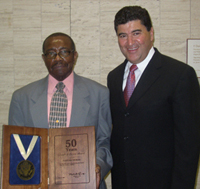 Clifford Thomas and NIH Director Elias Zerhouni