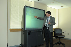 BTRIS chief Dr. Jim Cimino demonstrates the information system
