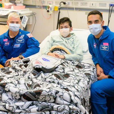 NASA astronauts visit patient
